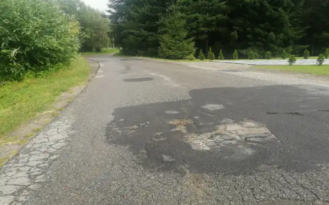 Podpisano umowę na remont jednej z dróg w gminie Łososina Dolna