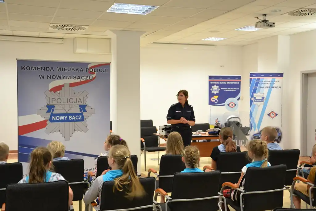 Mali goście z wizytą w sądeckiej komendzie