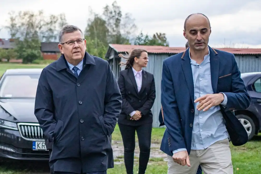 Marszałek Witold Kozłowski wizytował podgorlicką gminę Moszczenica