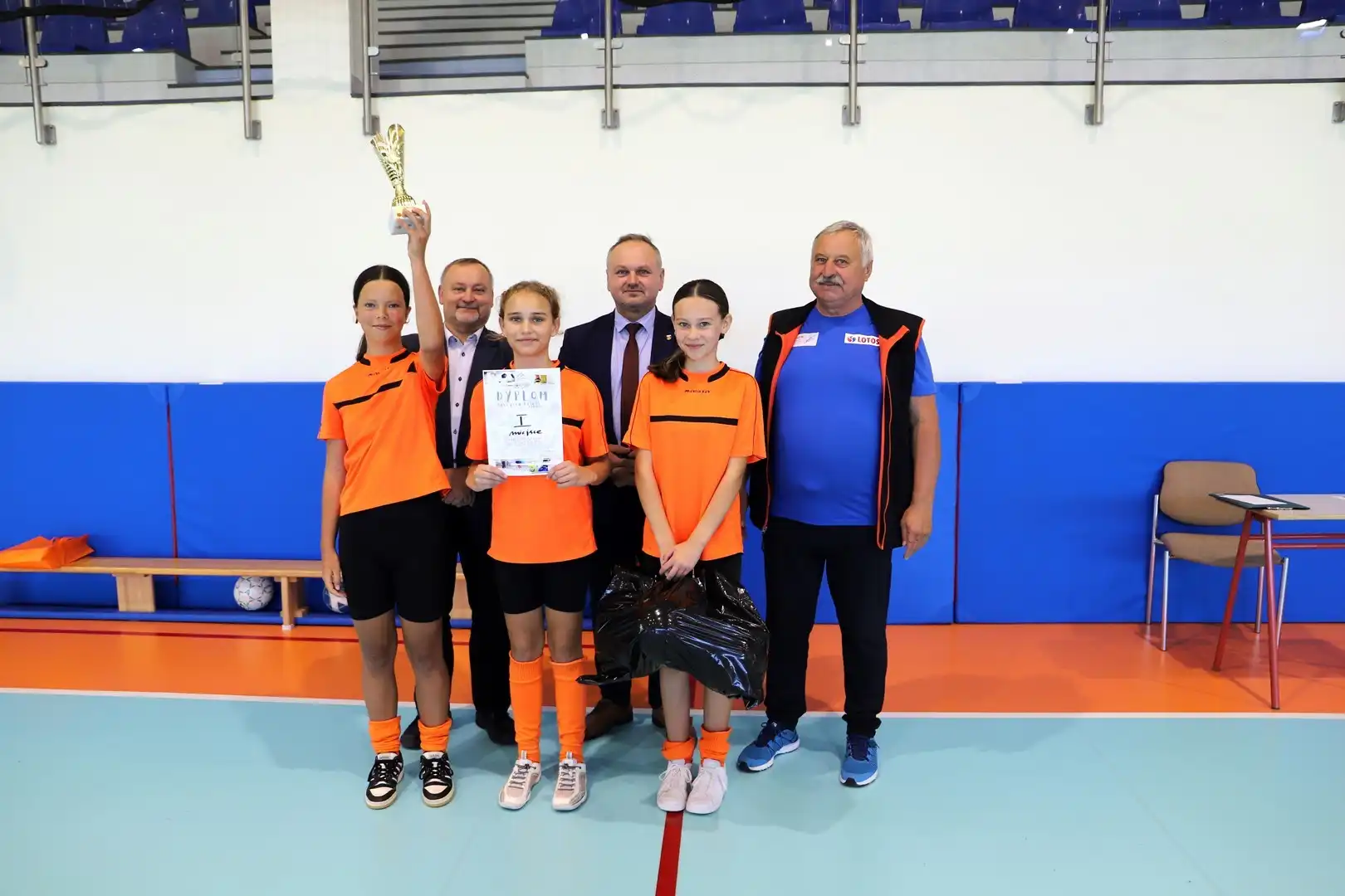 Mistrzostwa Gminy Limanowa w Halowej Piłce Nożnej Dziewcząt. Triumf SP Kłodne