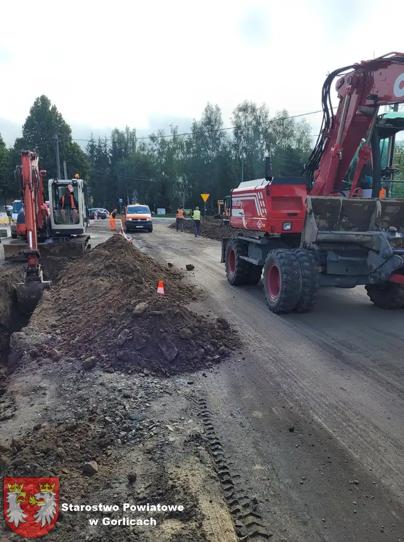 Trwają prace związane z przebudową drogi powiatowej w Szymbarku
