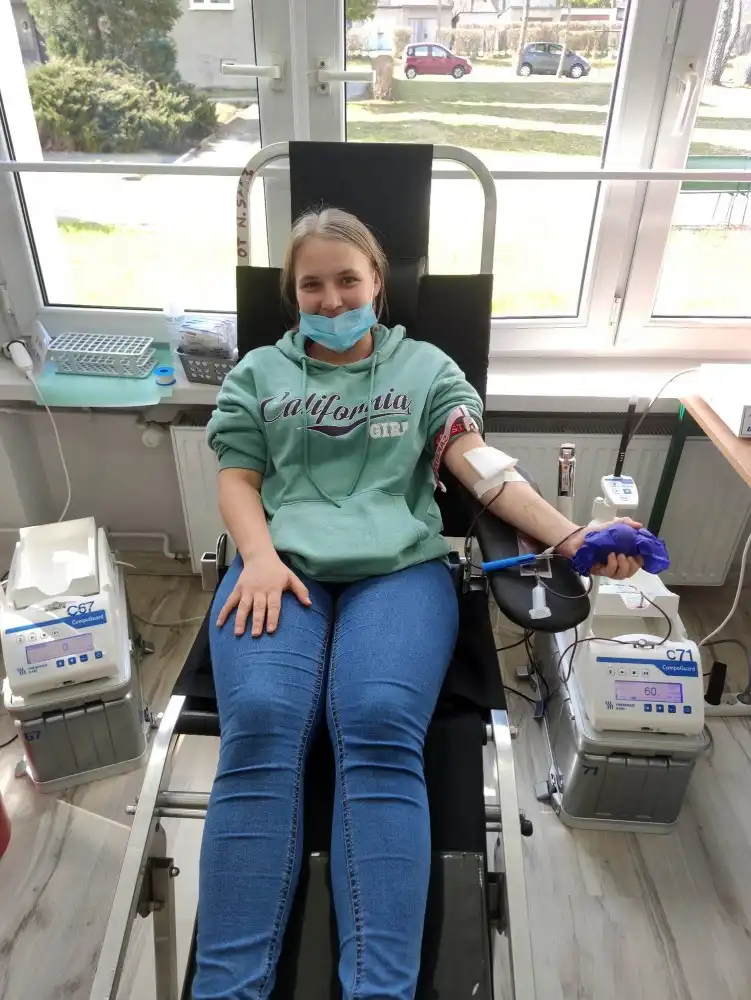 Uczniowie ZSP w Nawojowej oddawali krew