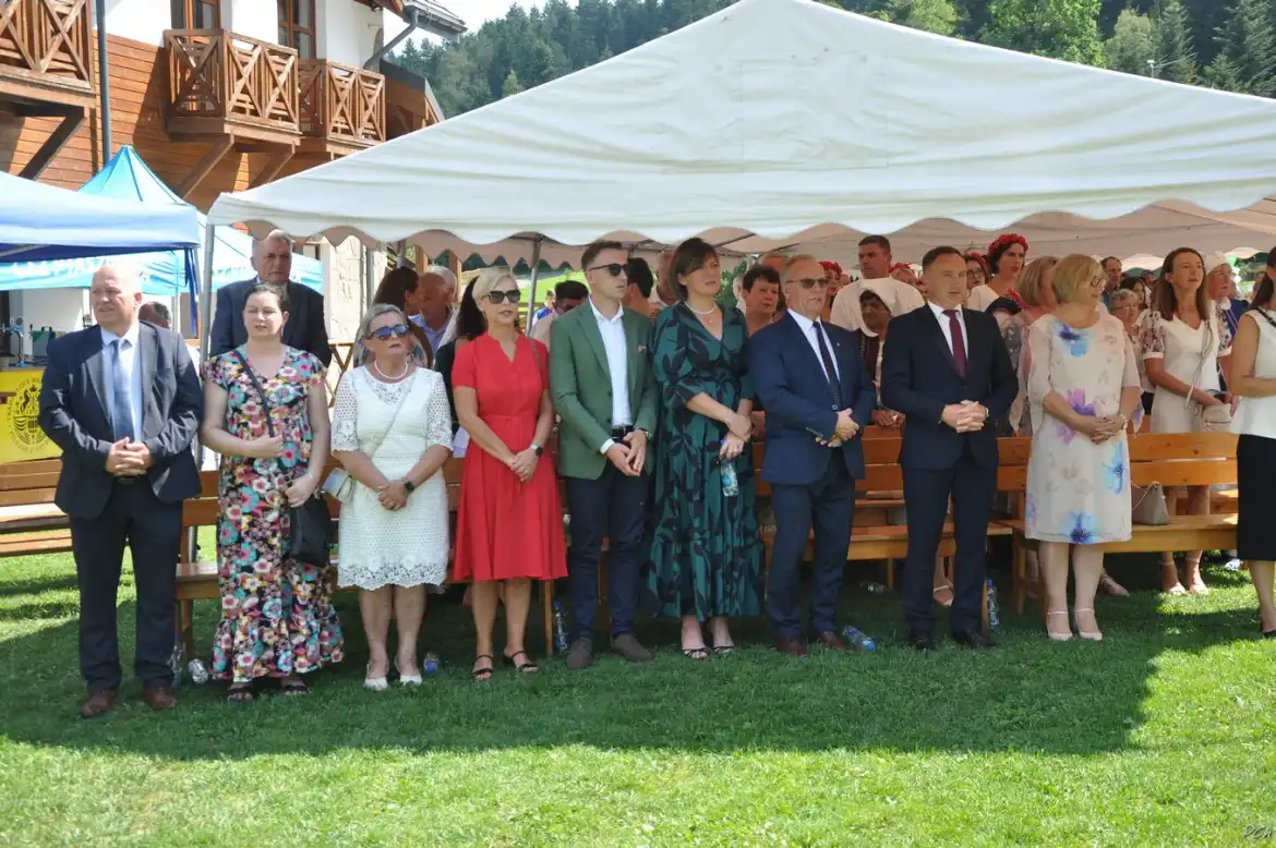 Barwne dożynki w Ptaszkowej