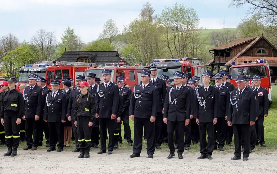 Strażacy ochotnicy z gminy Grybów z dofinansowaniem na zakup sprzętu
