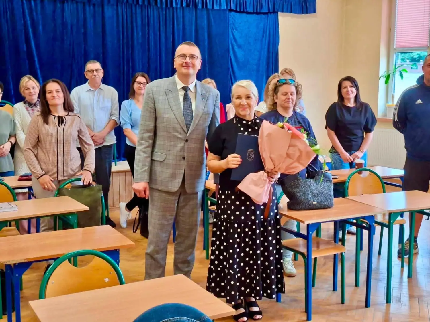 Zmiana w krynickiej „Dwójce”. Dyrektor szkoły przechodzi na emeryturę