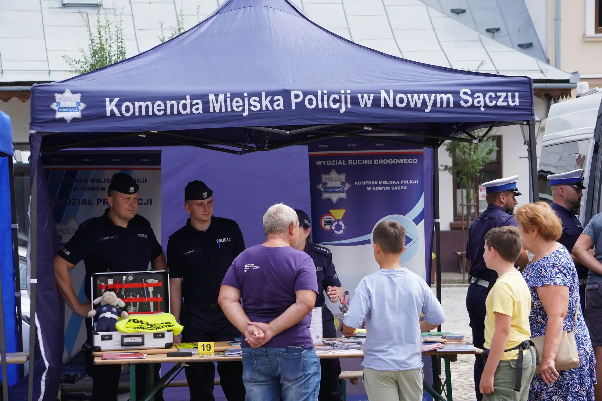 Bezpiecznie i edukacyjnie. Stary Sącz świętował Dzień Policji