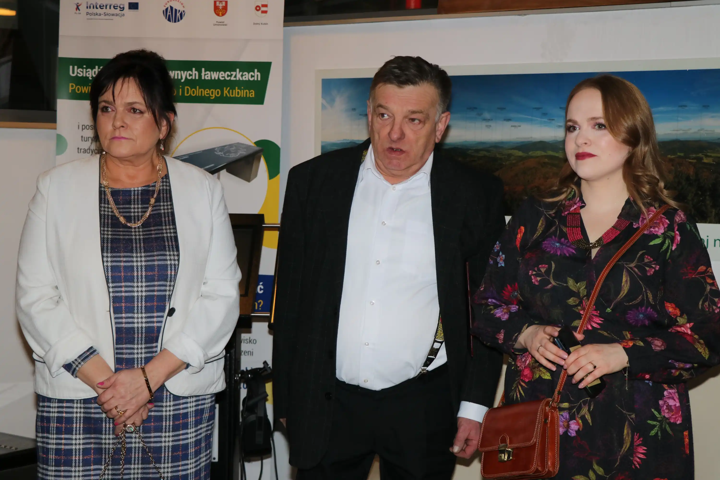 Wystawa malarstwa Władysława Raczka w Powiatowym Centrum Informacji Turystycznej w Limanowej