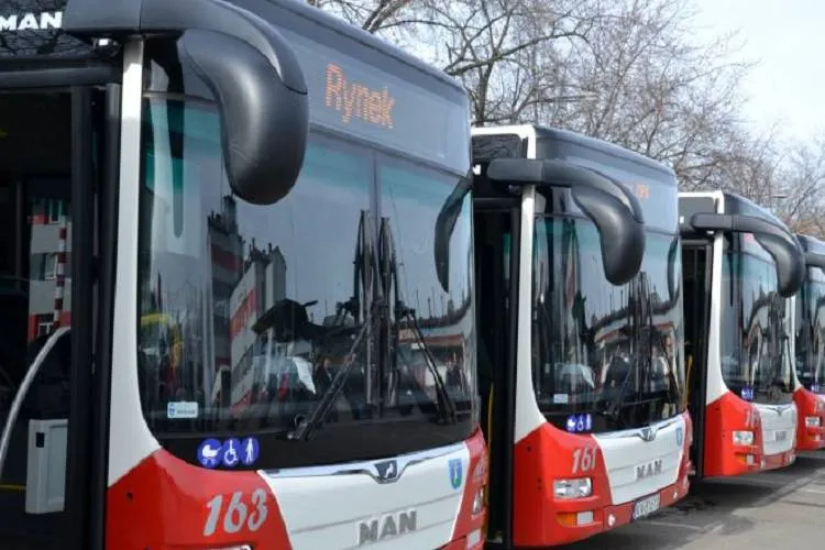 Jak będą kursować autobusy MPK w okresie Świąt Bożego Narodzenia?
