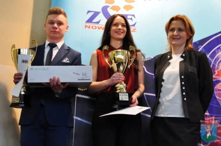 Zwycięzcy Nowosądeckiej Ligi Debatanckiej nagrodzeni