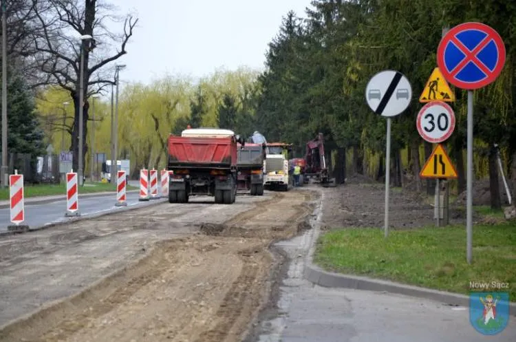 Rozpoczął się remont ul. Krakowskiej i Bulwar Narwiku
