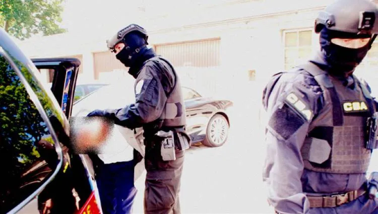 Senator Kogut w rekach CBA