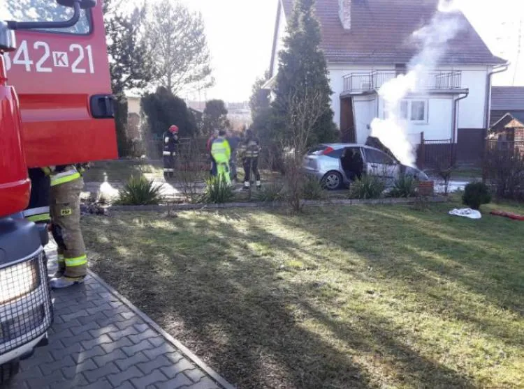 pożar samochodu osobowego Nowy Sącz