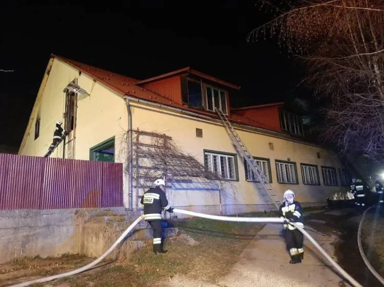 pożar budynku gospodarczego w Janczowej