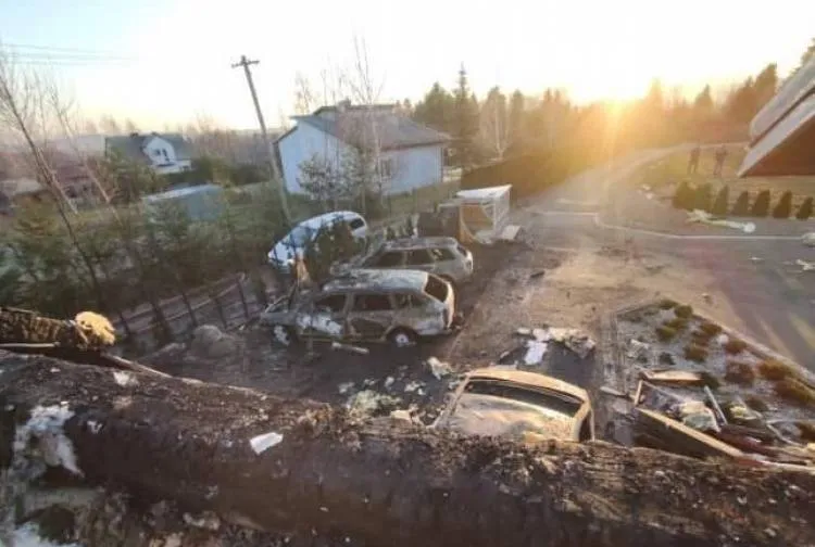 pożar wiaty garażowej Siołkowa