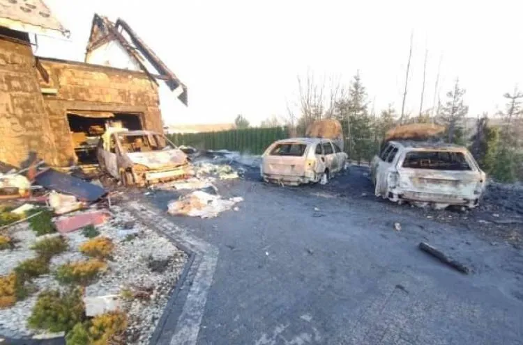 pożar wiaty garażowej Siołkowa