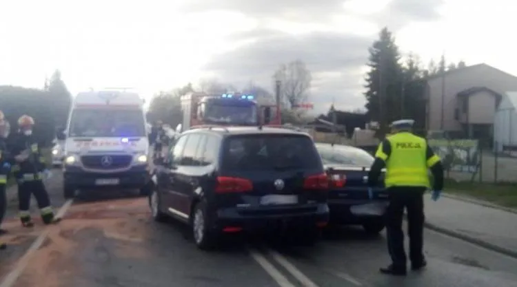 zderzenie dwóch samochodów ul. Limanowska Chełmiec