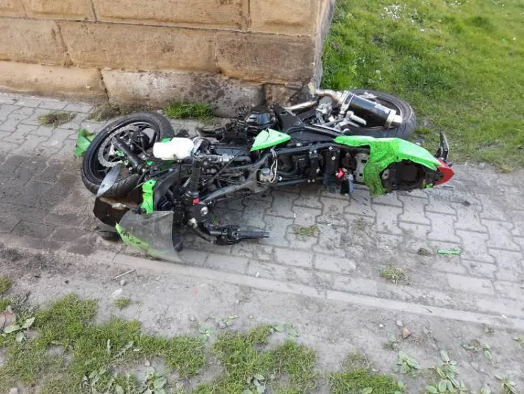 Zderzenie osobówki i motocykla Nowy Sącz