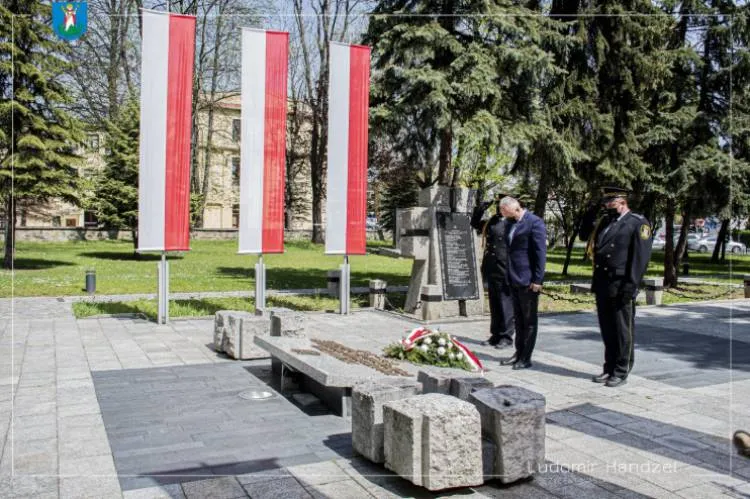 Prezydent złożył kwiaty pod "Pietą Sądecką"