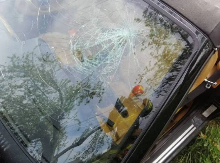 zderzenie dwóch samochodów osobowych Olszanka