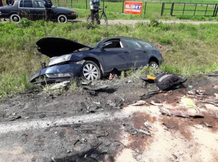 zderzenie dwóch samochodów osobowych Podrzecze