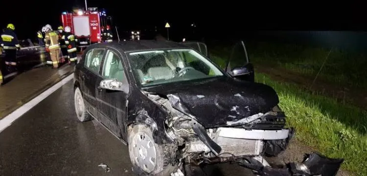 zderzenie dwóch samochodów osobowych Stadła