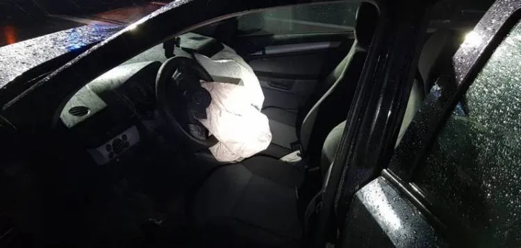 zderzenie dwóch samochodów osobowych Stadła