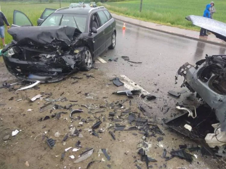 zderzenie dwóch samochodów Witowice Dolne