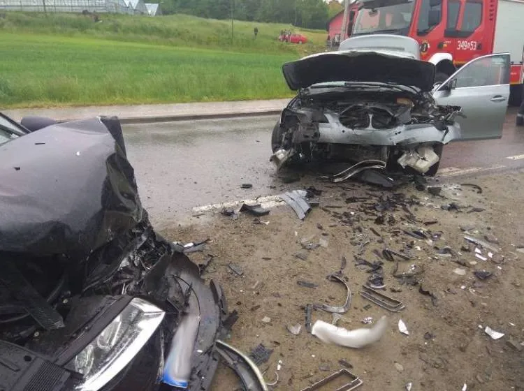 zderzenie dwóch samochodów Witowice Dolne