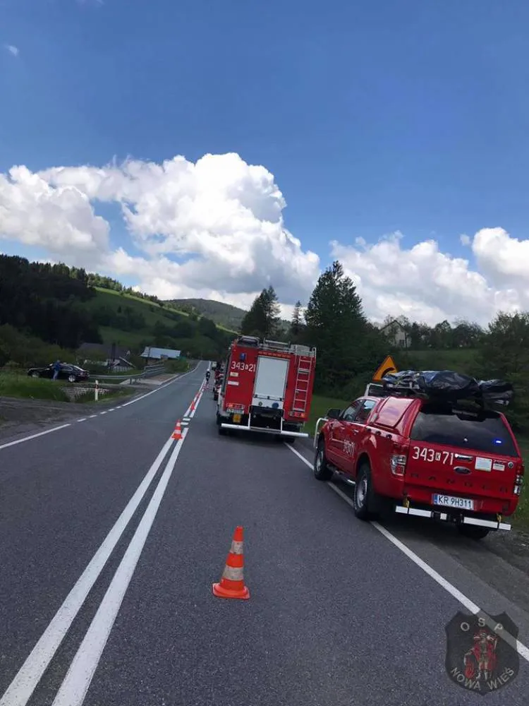 zderzenie dwóch samochodów osobowych Nowa Wieś