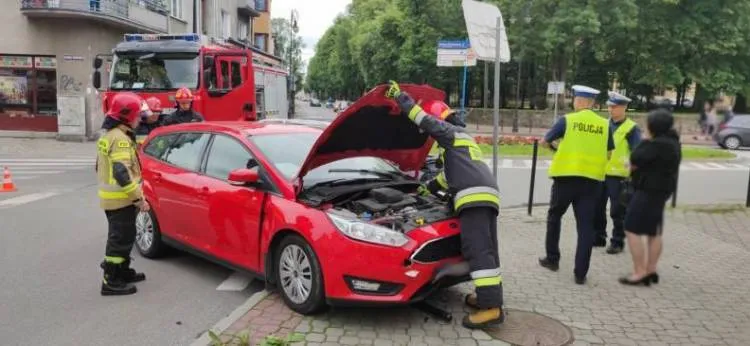 zderzenie dwóch samochodów osobowych ul. Jagiellońska Nowy Sącz