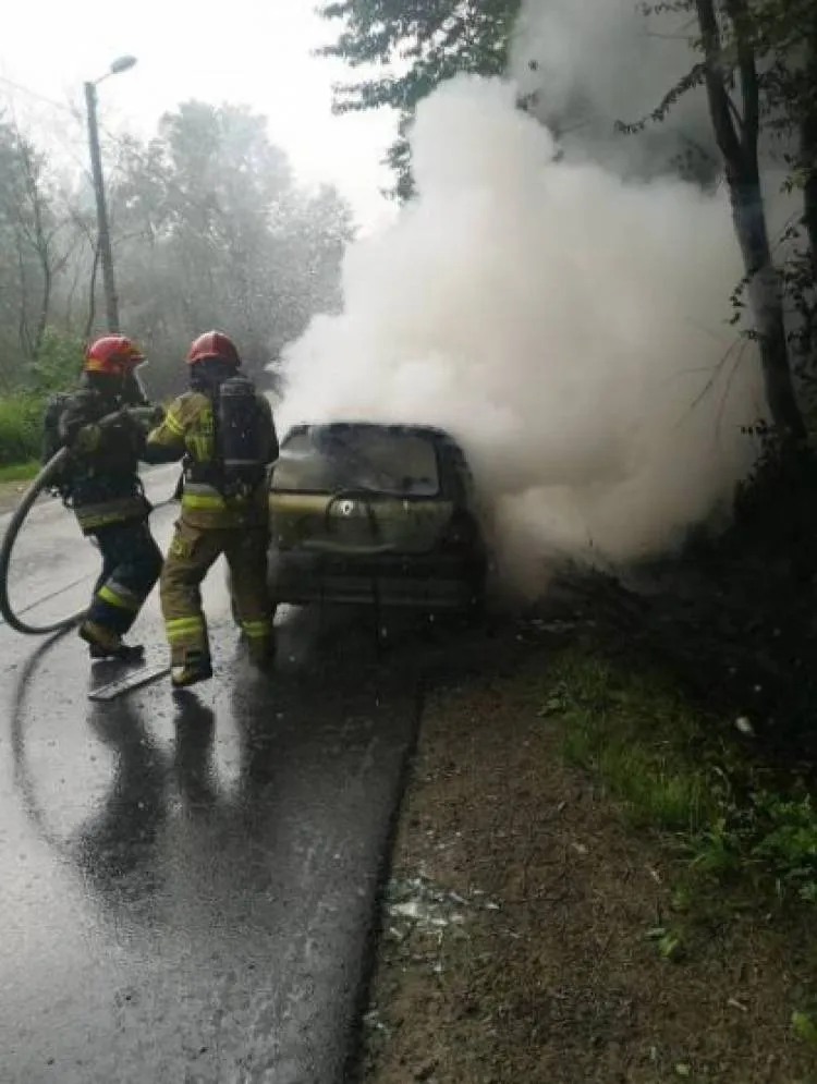 Pożar samochodu osobowego na ul. Biegonickiej