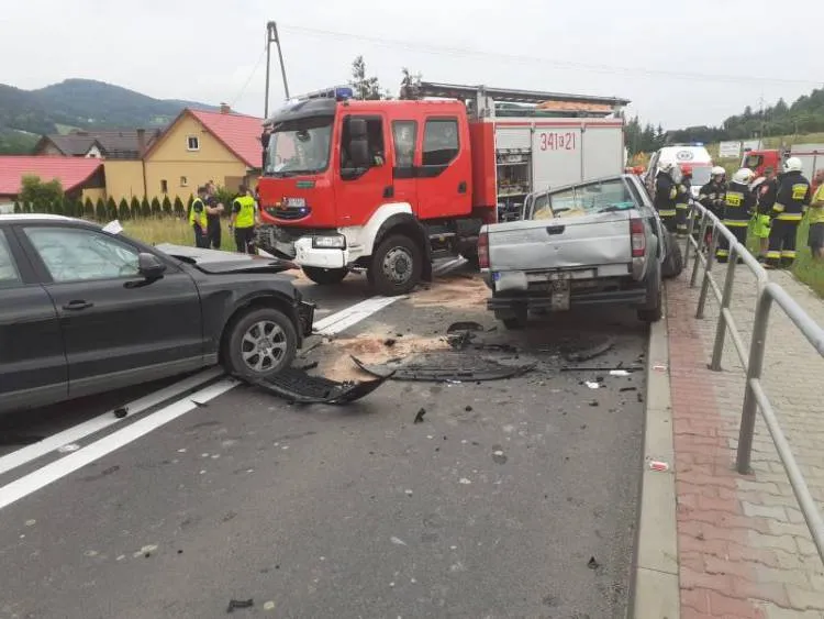 Zderzenie trzech samochodów w Łososinie Dolnej