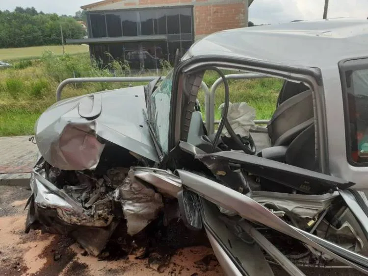 Zderzenie trzech samochodów w Łososinie Dolnej