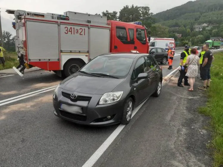 Zderzenie trzech samochodów w Łososinie Dolnej