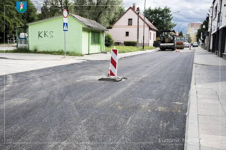 Drogowcy remontują ulicę Westerplatte
