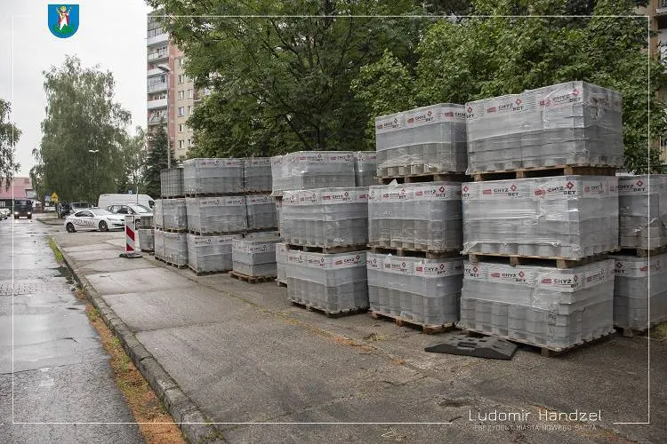 Trwa modernizacja parkingów przy ulicy Armii Krajowej Nowy Sącz