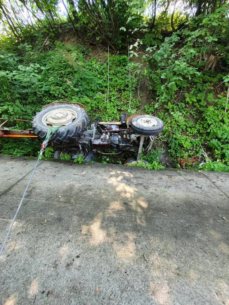 W Ptaszkowej ciągnik rolniczy przygniótł mężczyznę