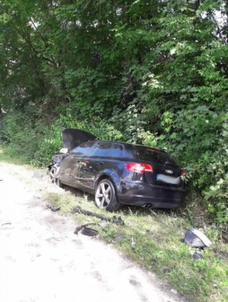 Wypadek w Nawojowej. Jedna osoba trafiła do szpitala