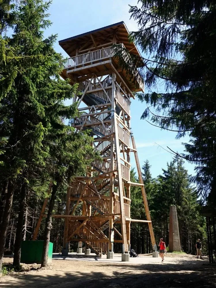 Wieża widokowa na Radziejowej otwarta dla turystów