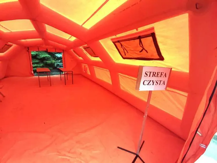 Przy ul. Wiśniowieckiego rozpoczęło się pobieranie wymazów Nowy Sącz