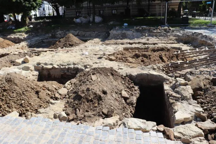 Archeolodzy prowadzą kolejny etap prac na sądeckim ratuszu