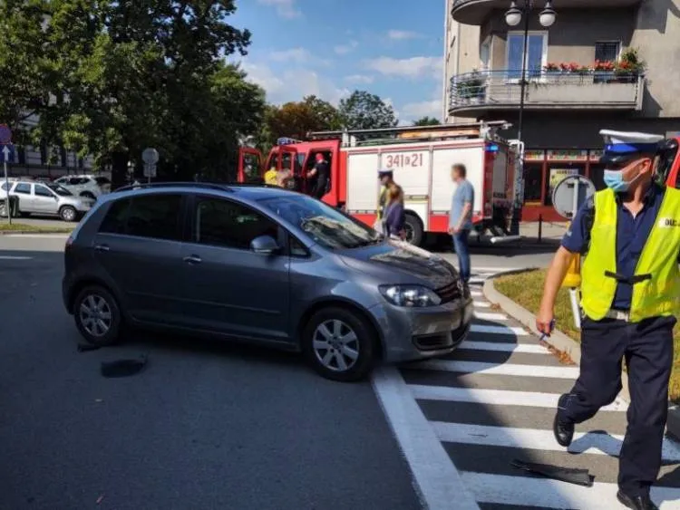 Wypadek na ul. Mickiewicza. Poszkodowany motocyklista trafił do szpitala Nowy Sącz