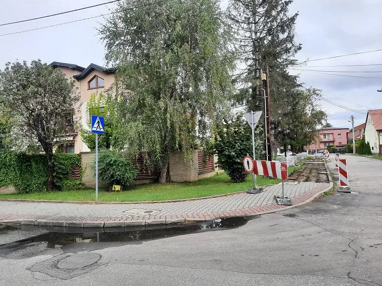 Rozpoczyna się remont chodnika na ul. Szkolnej Nowy Sącz