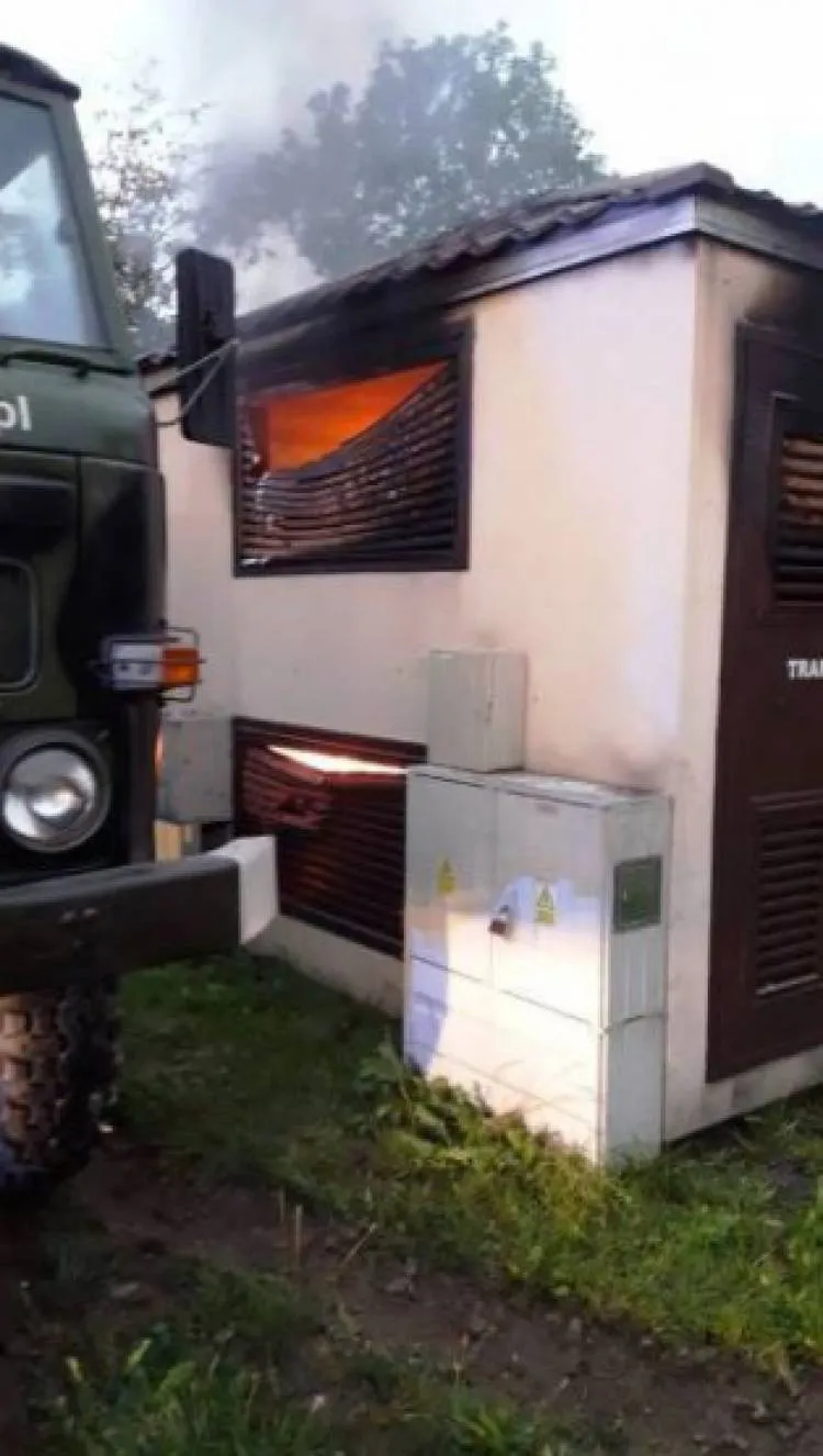 Na ul. Kilińskiego płonęła stacja transformatorowa Nowy Sącz