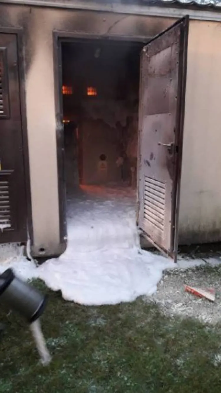 Na ul. Kilińskiego płonęła stacja transformatorowa Nowy Sącz