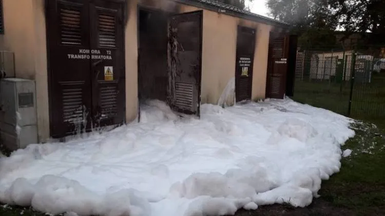 Na ul. Kilińskiego płonęła stacja transformatorowa Nowy Sącz