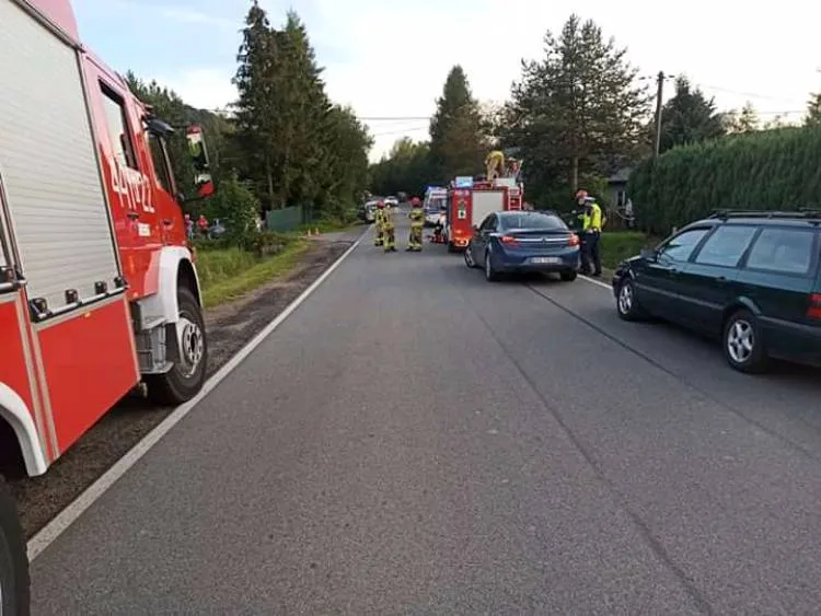 Wypadek w Klimkówce. Na miejsce wezwano śmigłowiec LPR