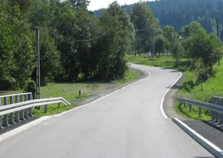Powiat Limanowski: ważne Inwestycje drogowe oficjalnie odebrane