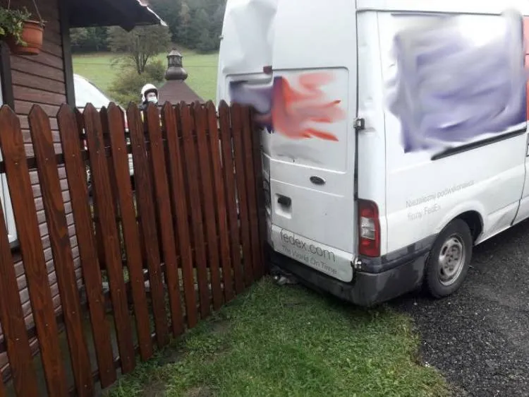 Kolizja dwóch samochodów w Nowej Wsi