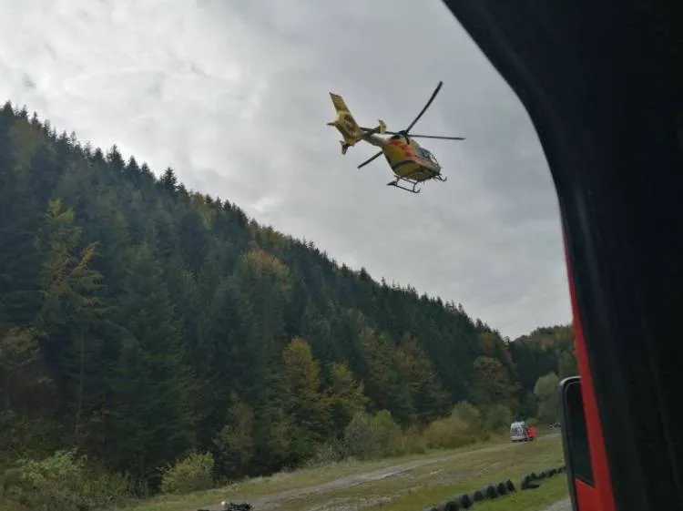 Wypadek quada w Wierchomli Małej. Na miejsce wezwano śmigłowiec LPR